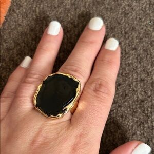 Beautiful black dressy ring NWT